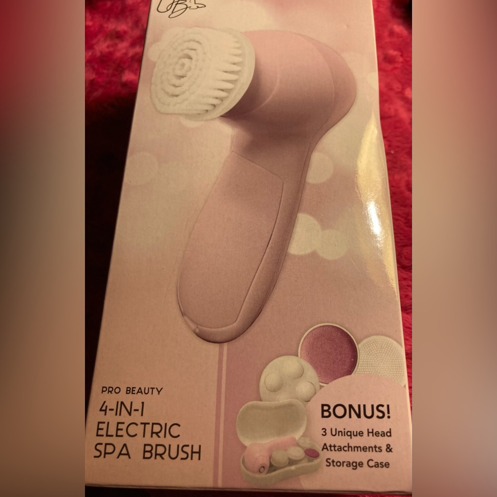 URBAN Butterfly Pro Beauty 4-in-1 Electric Spa Brush with Case NIP